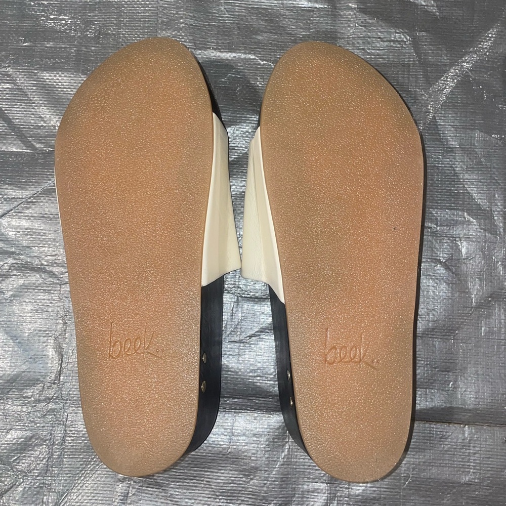 Beek Cream and Black Slide Sandals Minimalist Design - Picture 5 of 5